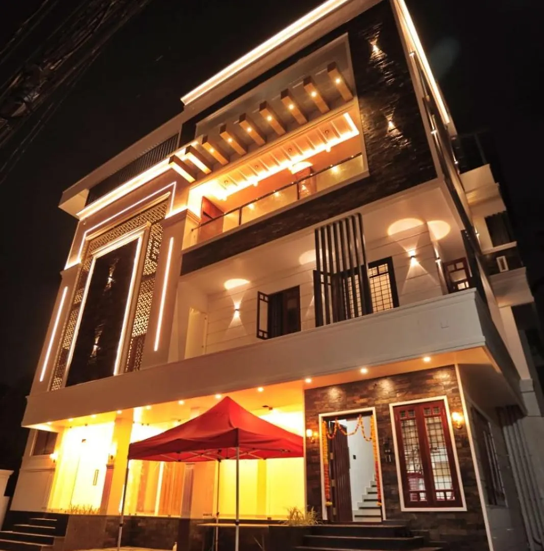 Royale Revera Kochi 0*,